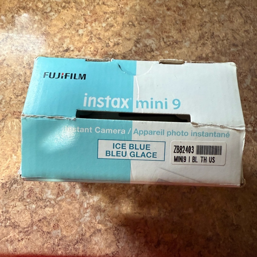 Instax Mini 9 Instant Camera - Ice Blue - Picture 9 of 10